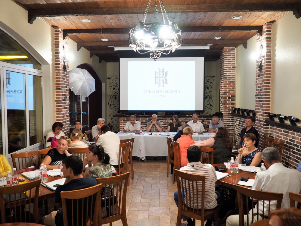 На винодельне «Кубань-Вино» состоялось заседание Совета НП «СРО «Виноградари и виноделы»