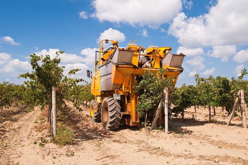 Парк техники «Южной» растет вместе с виноградниками