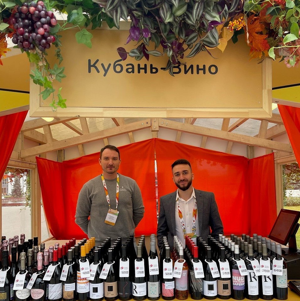 Винодельня «Кубань-Вино» приняла участие в фестивале российского виноделия