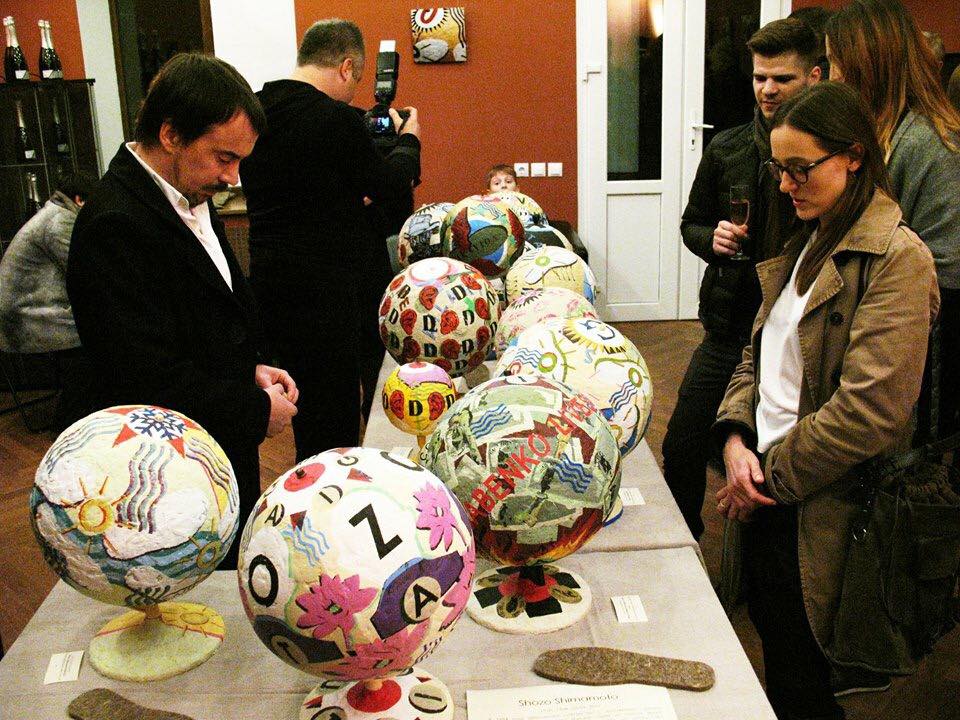 Вина «Aristov» презентовали на выставке мейл-арта в краснодарской художественной галерее