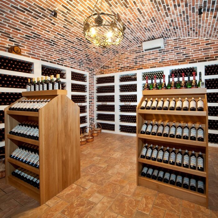 Экскурсия в Центр классического виноделия «Кубань-Вино»