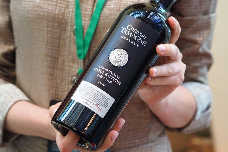 «Нектар десертный коллекционный Grand Dessert Chateau Tamagne Reserve 2010»  получил Гран-при гида «Российские вина 2021-2022»