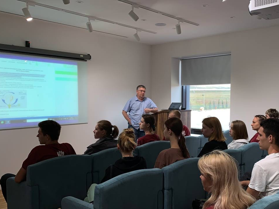 Студенты-практиканты создадут свое вино в Центре энологии Chateau Tamagne