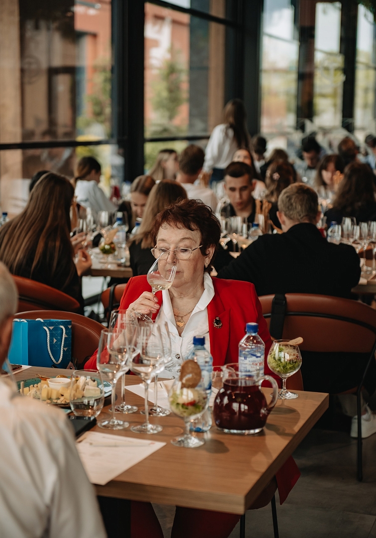 «Кубань-Вино» открыла в Тамани жилищный комплекс для студентов