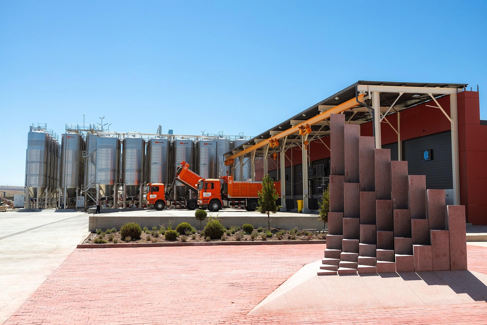 Агрофирма «Южная» дала старт виноградарскому сезону в России