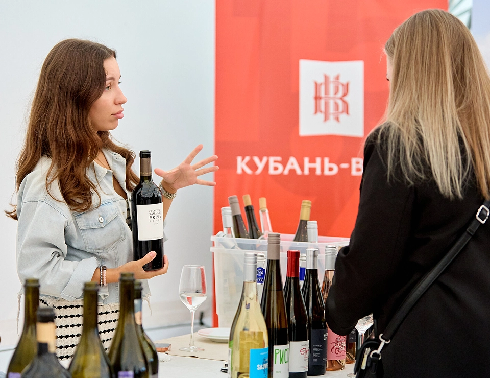 Винодельня «Кубань-Вино» приняла участие в Байкальском винном фестивале